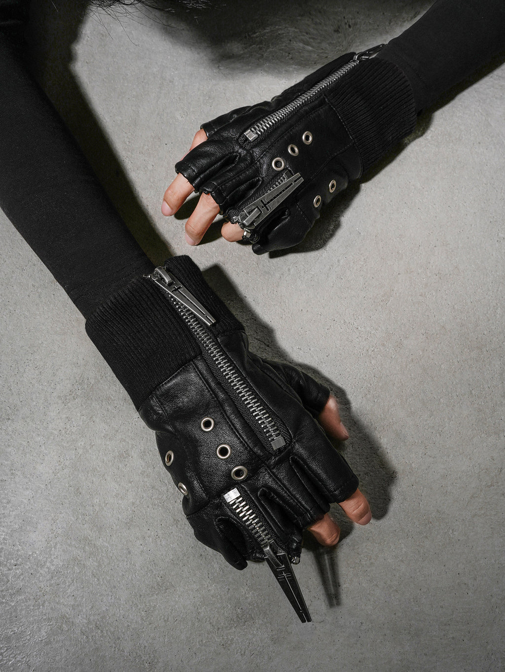 25SS“WOR”DOUBLE ZIP STRUCTURE LAYERED GLOVES