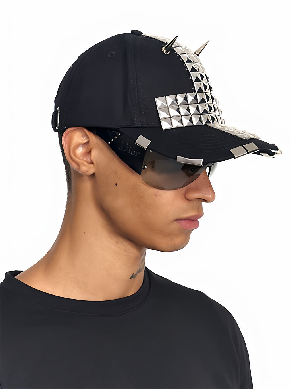 "RЖЯ" Rivet Curve Brim Cap