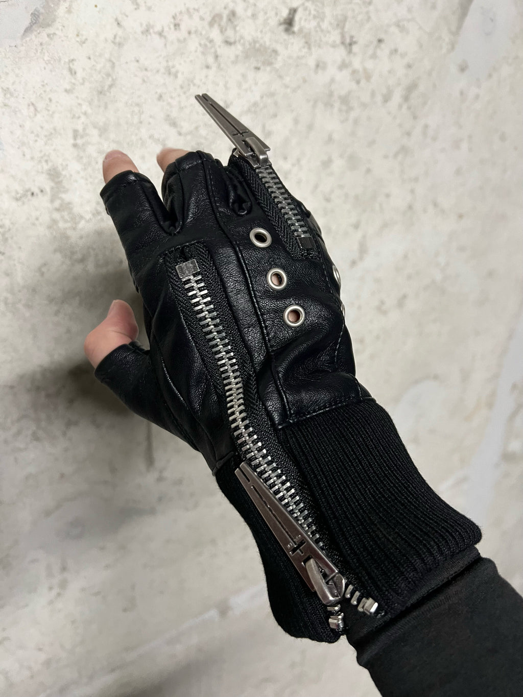 25SS“WOR”DOUBLE ZIP STRUCTURE LAYERED GLOVES