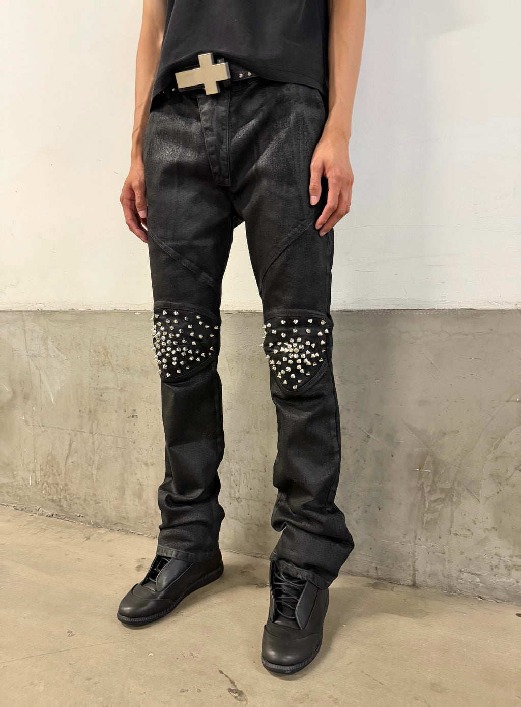 Rivet Straight Waxed Denim Pants, Skinny Fit