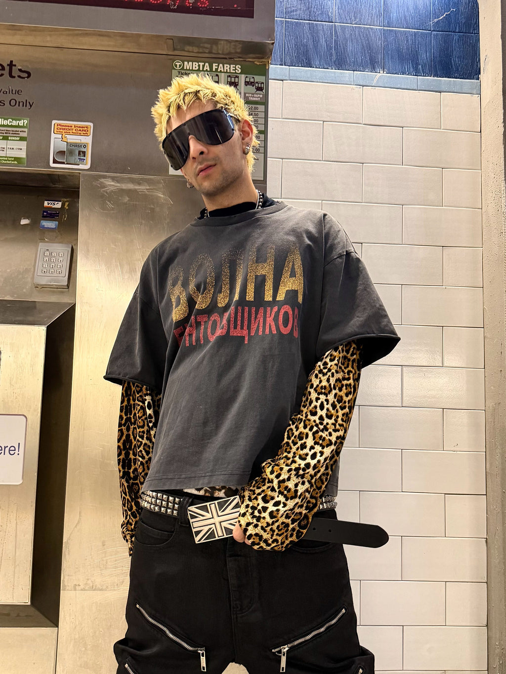 Leopard Print Washed Fake Two-Piece Long Sleeve Tee