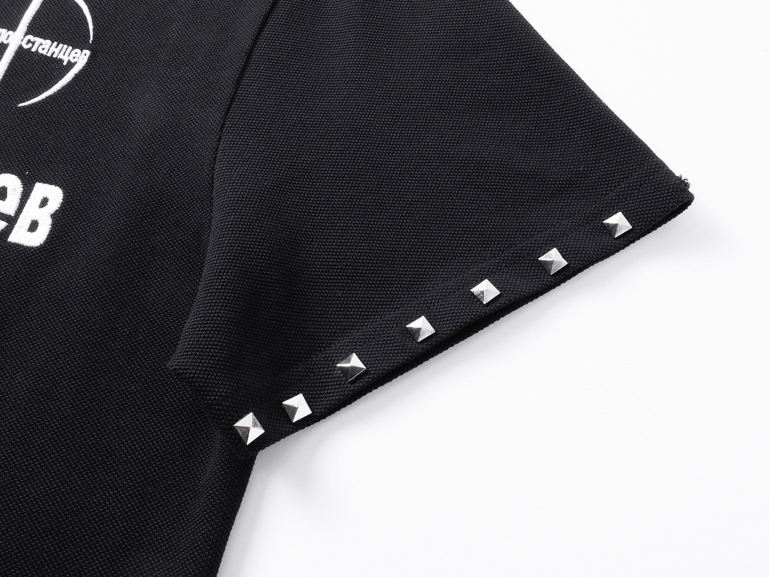 Russian Letter Rivet Print Polo Short Sleeve