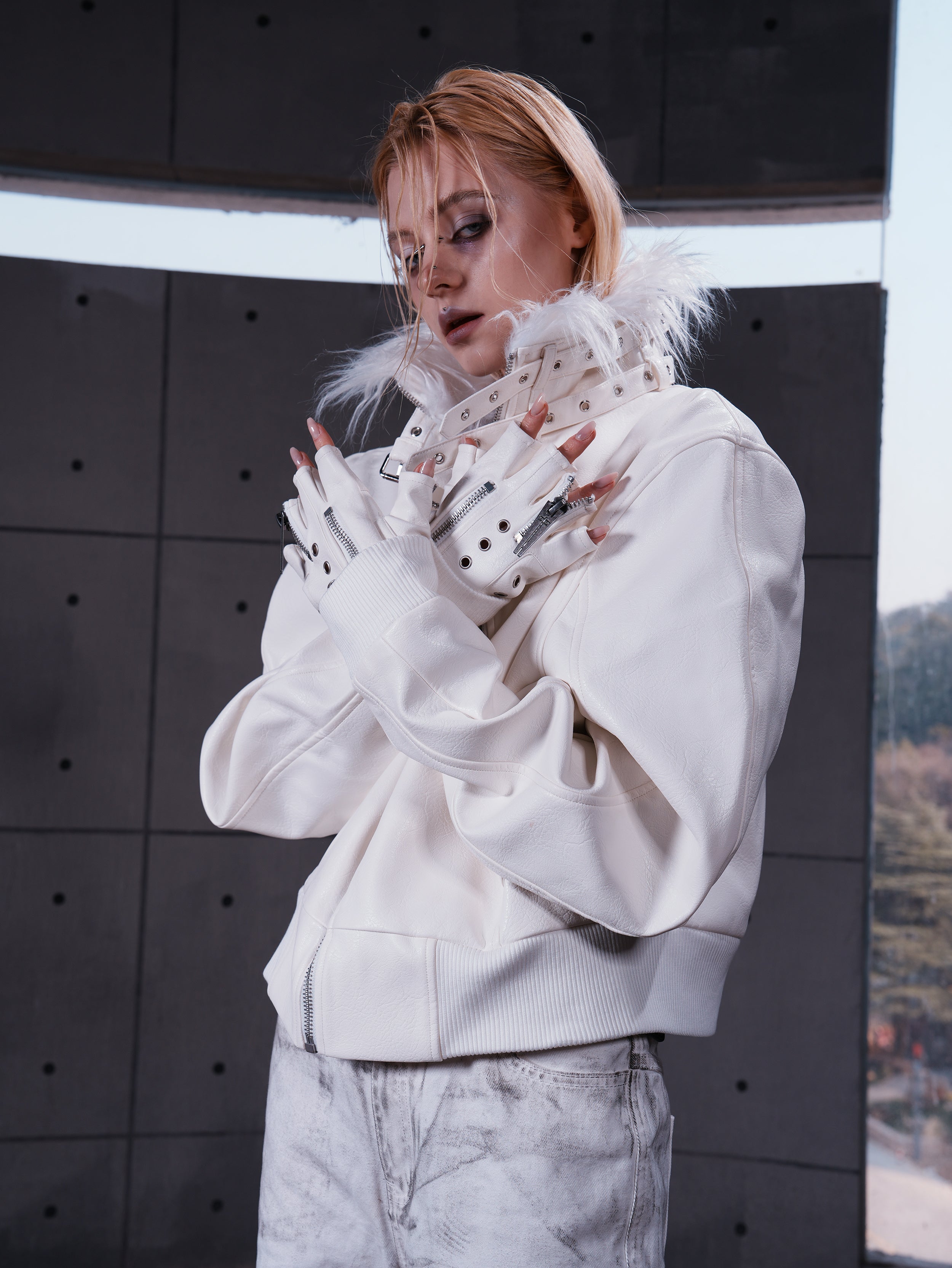White Double-Zipper Layered Gloves